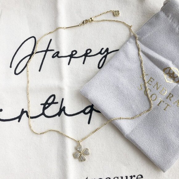 Kendra Scott Short Pendant Necklace - Clover White Crystal Gold - Picture 3 of 4